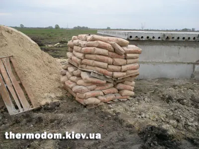 Блоки ФБС по периметру фундамента