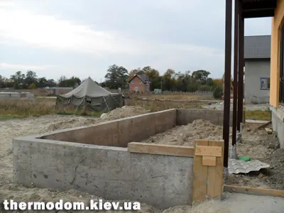 Основа тераси з бетонними стінками