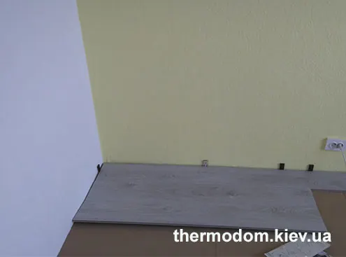 Начало укладки ламината